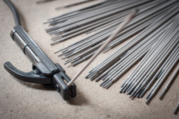 WELDING ROD